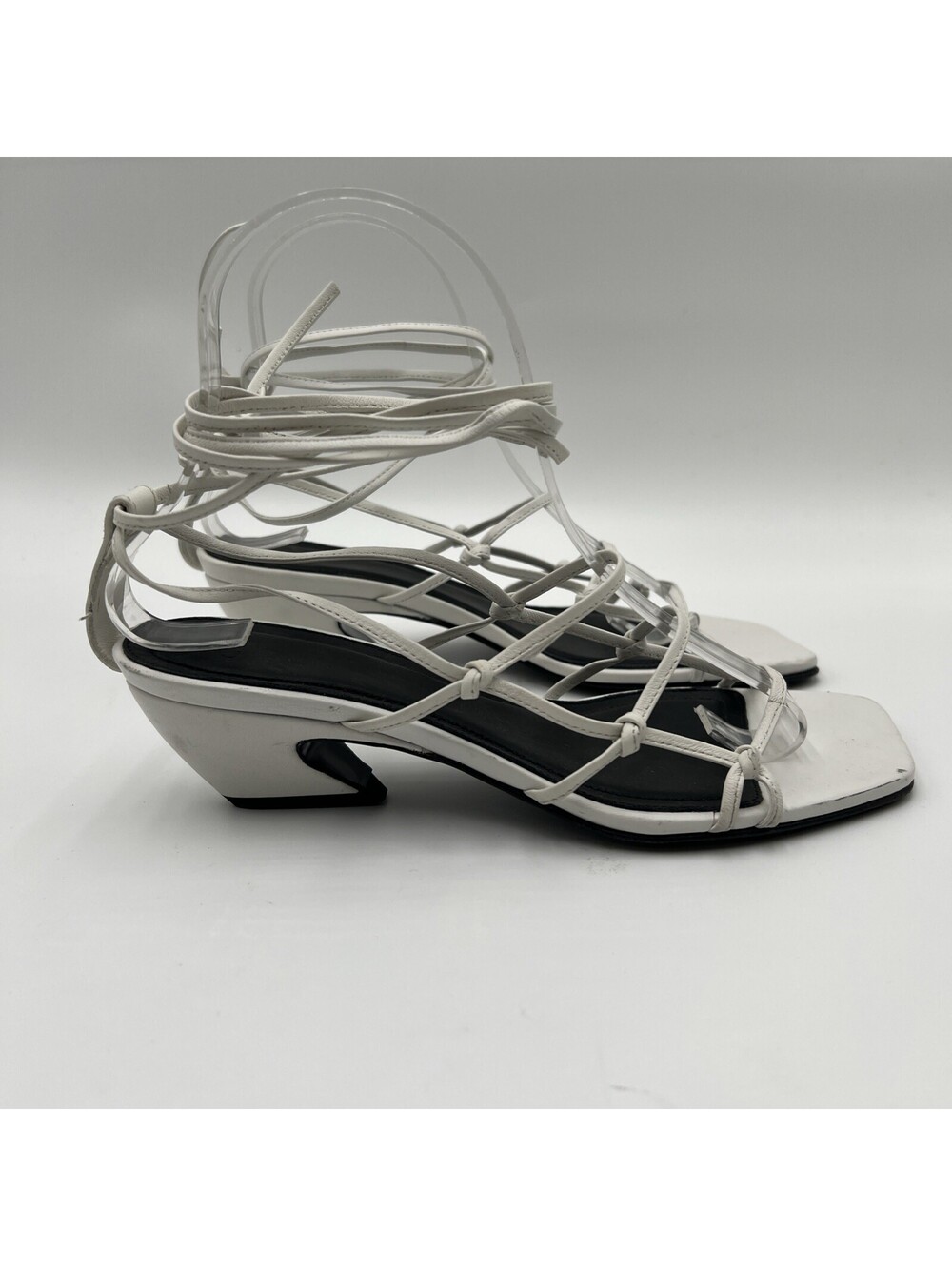 Women's CO Knotted Heels in White Size 38